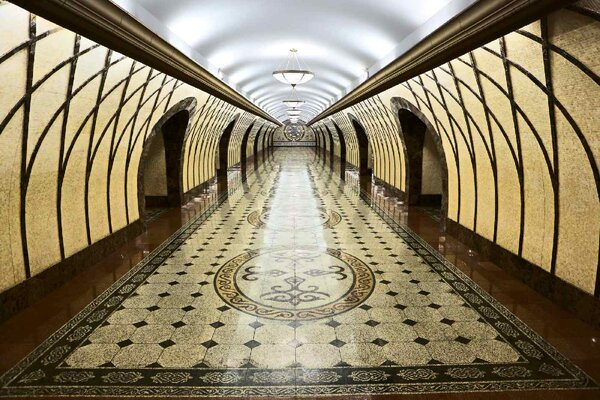 Флизелинов фототапет метрополитен в алмати 375 x 250 см