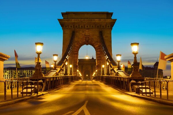 Флизелинов фототапет мостът в будапеща 375 x 250 см