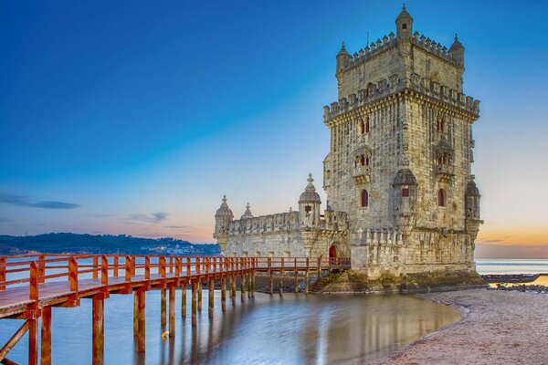 Флизелинов фототапет кулата белем 375 x 250 см