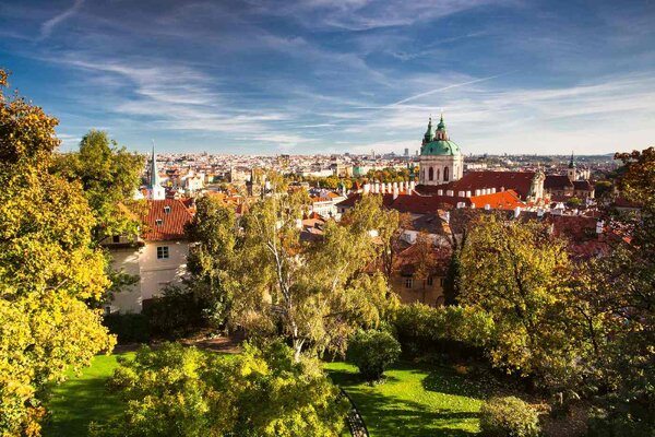 Флизелинов фототапет есенна прага 375 x 250 см