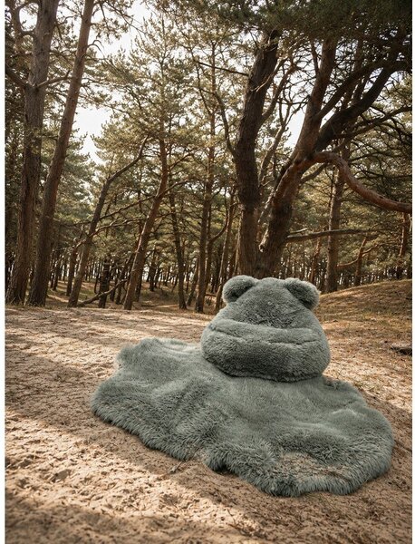 Светлозелен детски килим 115x140 cm Mammoth – Meowbaby