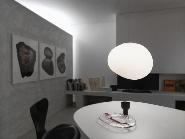 Foscarini Висяща лампа Gregg Medium, бяла, височина 26 см, Затъмняване, Бял, Дневна/трапезария, Стъкло