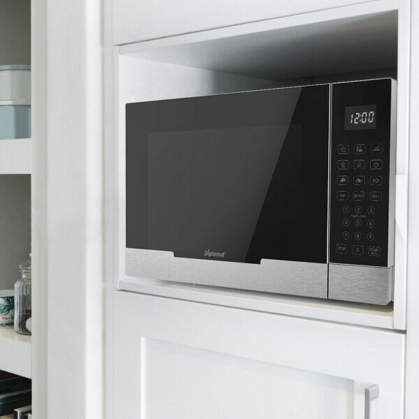 Микровълнова фурна Diplomat Q230DG