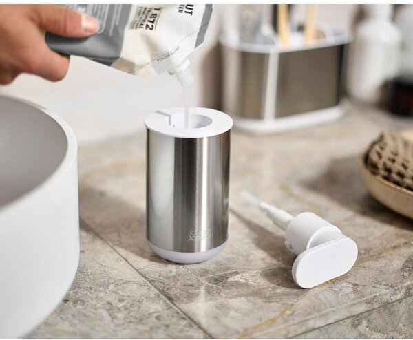 Диспенсер за сапун от неръждаема стомана в сребрист цвят 300 ml Duo Steel – Joseph Joseph