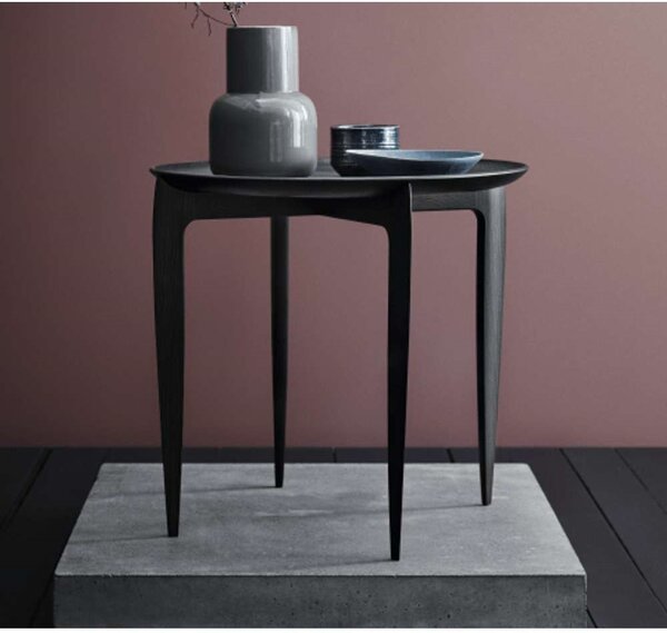 Fritz Hansen - Tray Table Черно Fritz Hansen