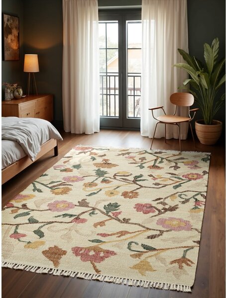 Кремав ръчно изработен ютен килим 120x170 cm Roya Violette – Elle Decoration