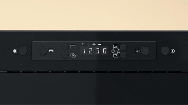 Микровълнова фурна за вграждане Whirlpool MBNA920B, 22 л, 750 W, 4 нива, Грил, Размразяване, Таймер, Автоматични програми, Черен