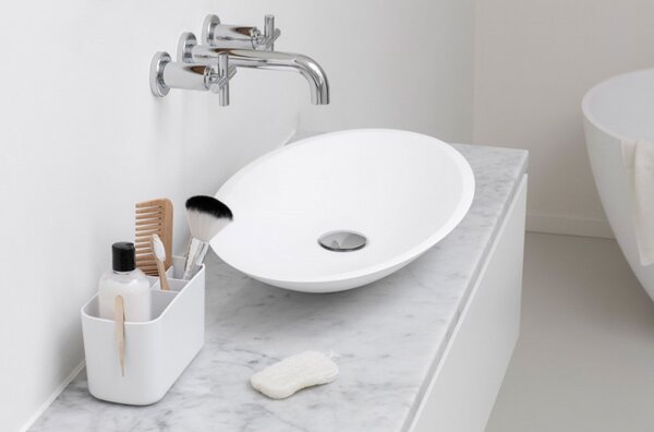 Кутия за аксесоари за баня Brabantia ReNew 1003494, Устойчива на корозия, Вътрешен разделител, Противоплъзгаща основа, Бял