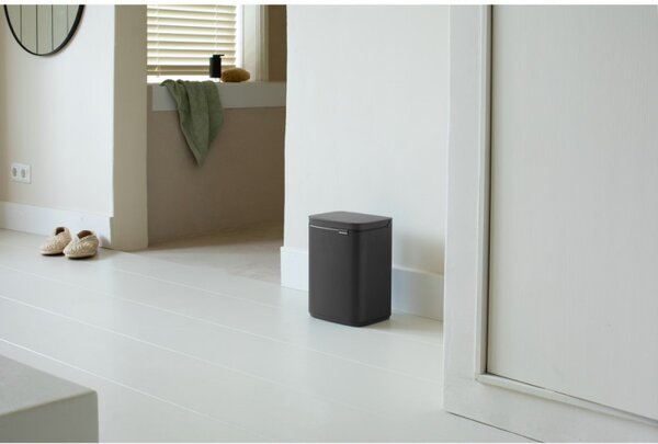 Кош за боклук Brabantia Bo Small 1008866, 4 л, Плавно и безшумно отваряне, Противоплъзгаща основа, Минерално покритие, Тъмносив