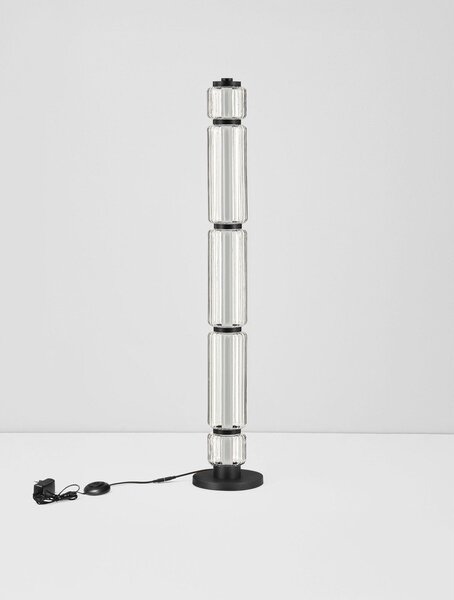 Матово черно стъклена LED подова лампа (височина 123 cm) Liesa – Nova Luce