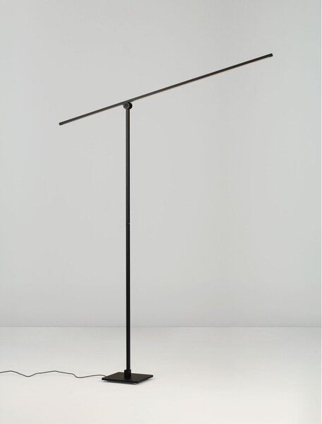 Матово черно метална LED подова лампа с огъваща се структура/затъмняваща се (височина 144 cm) Tenso – Nova Luce
