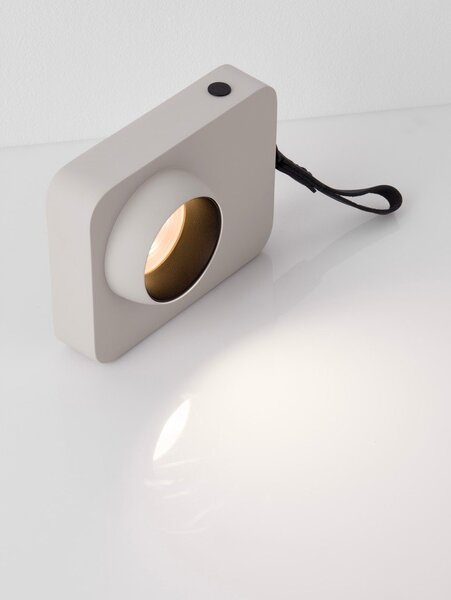 Бежова метална LED затъмняваща се настолна лампа (височина 11 cm) Kedros – Nova Luce