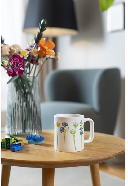 Бяла керамична детска чаша 300 ml Meadow Flowers – LEGO®