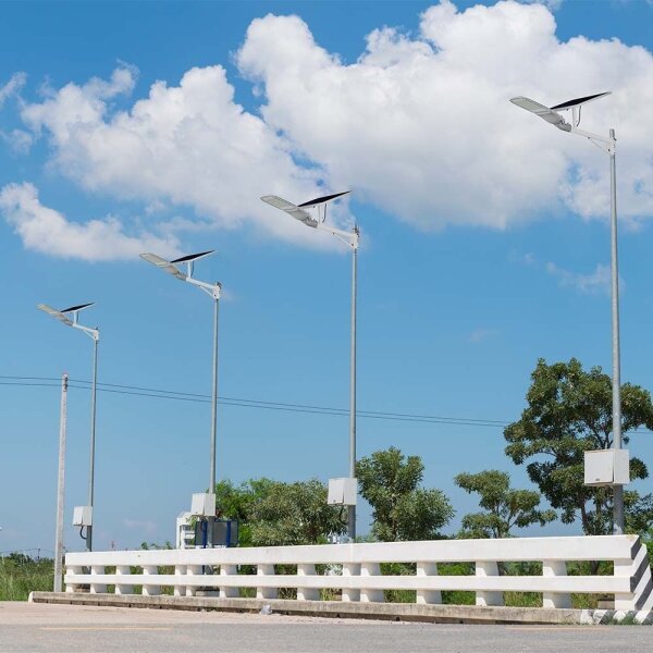 LED димируема соларна улична лампа LED/50W/6,4V 6000K IP65 с DO