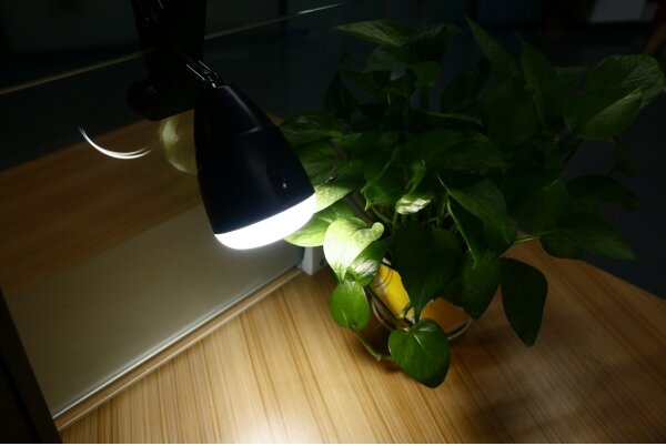 LED Лампа KLIP с USB зареждане LED/5W/5V 4000K