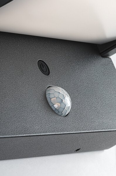 Brilagi LED соларен стенен сензор ANKLE LED/10W/3,7V 3000K IP65