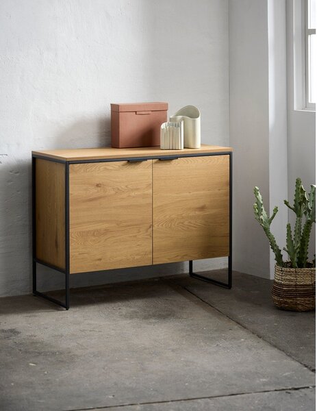 Скрин от декор от дъб в естествен цвят 104,5x80x45 cm Cesura – Unique Furniture