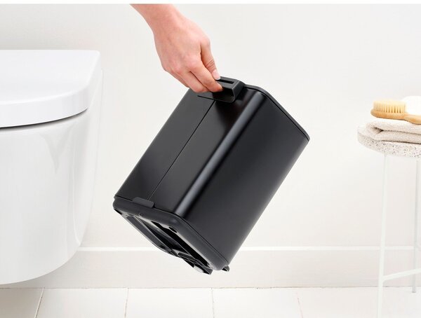 Матово черно стоманено кошче за боклук с педал 4 l Bo – Brabantia