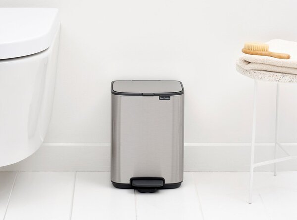 Стоманено кошче за боклук с педал в матово сребрист цвят 4 l Bo – Brabantia
