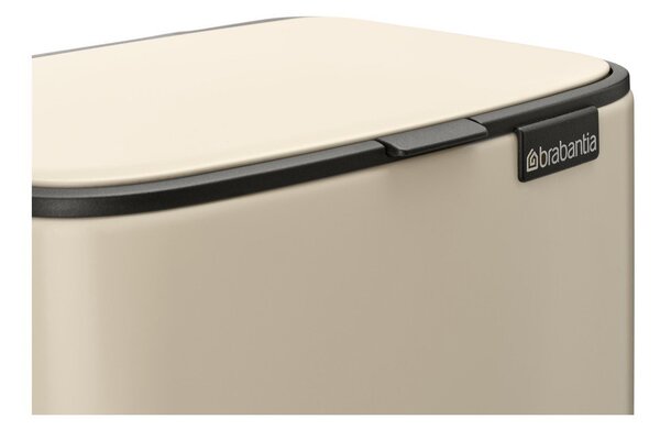 Бежово стоманено кошче за боклук с педал 7 l Bo – Brabantia