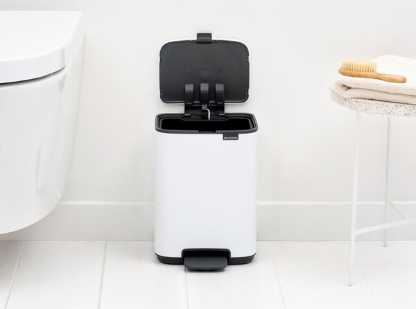 Бяло стоманено кошче за боклук с педал 4 l Bo – Brabantia