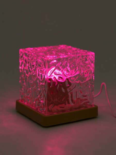 Sinsay - RGB LED декоративна настолна лампа във формата на куб с ефект на течаща вода - clear