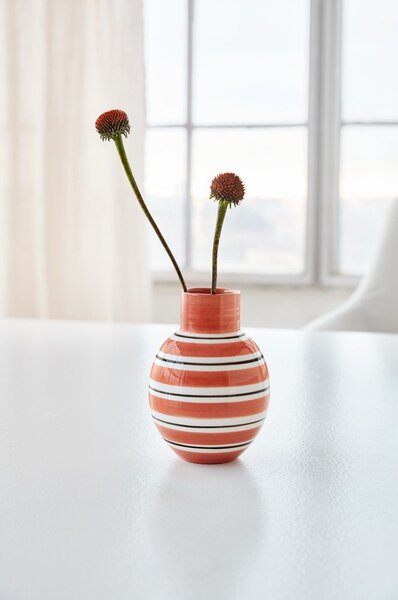 Розово-бяла керамична ваза Nuovo, височина 14,5 cm Omaggio - Kähler Design