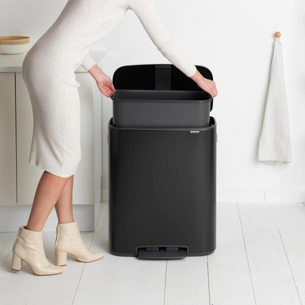 Кош за боклук Brabantia Bo Pedal 1003185, 60 л, Леко затваряне, Противоплъзгаща основа, Черен