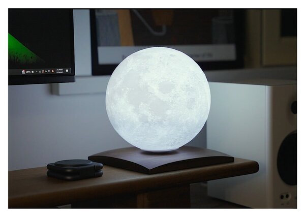 Тъмнокафява LED настолна лампа от масивен орех (височина 19,5 cm) Smart LunaSpin – Gingko