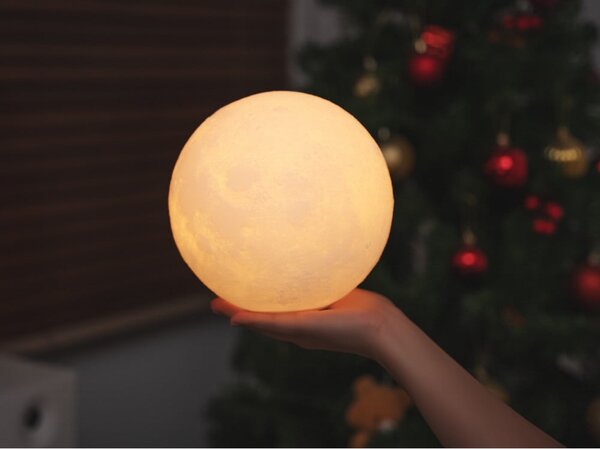 Тъмнокафява LED настолна лампа от масивен орех (височина 19,5 cm) Smart LunaSpin – Gingko