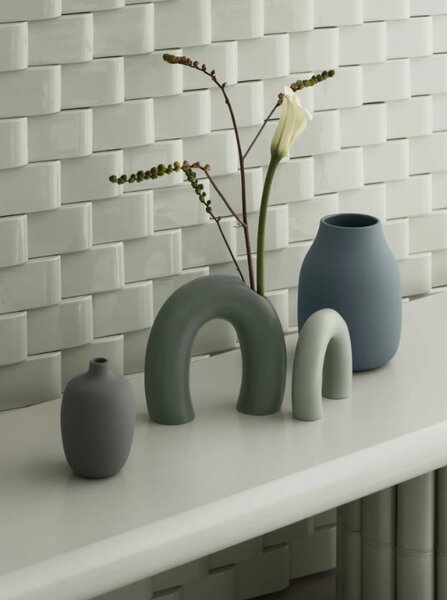 BLOMUS Ваза KAGETSU, размер M - цвят сиво-зелен (Agave Green)