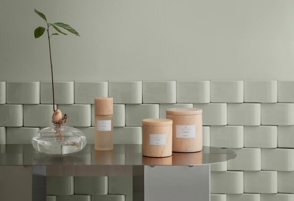BLOMUS Ароматна свещ FRABLI размер S - цвят Indian Tan - аромат Figue