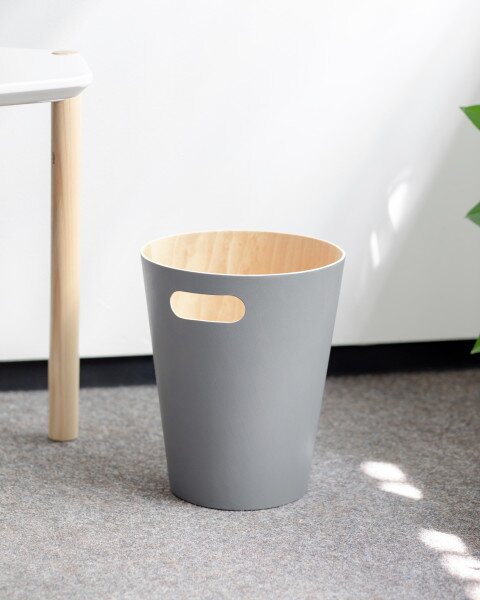 UMBRA Кошче за боклук “Woodrow“ 7,5 л. - цвят сив
