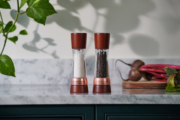 COLE & MASON Комплект мелнички за сол и пипер “DERWENT CHESTNUT ROSE GOLD“ - 19 см. - с механизъм за прецизност - цвят орех / розово злато