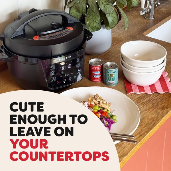 Мултикукър Instant Pot Classic Mini 140800001, 800W, 3.8 л, 7 програми, Favorite бутони, LCD дисплей, Неръждаема стомана, Черен
