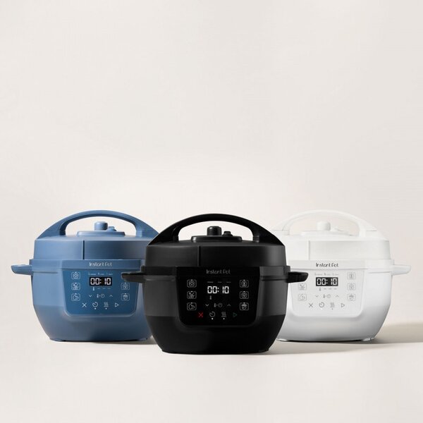 Мултикукър Instant Pot Classic Mini 140800801, 800W, 3.8 л, 7 програми, Favorite бутони, LCD дисплей, Неръждаема стомана, Бял