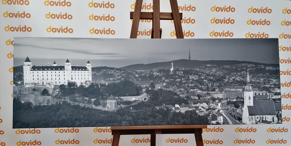 Картина на платно – Вечер в Братислава в черно-бял вариант