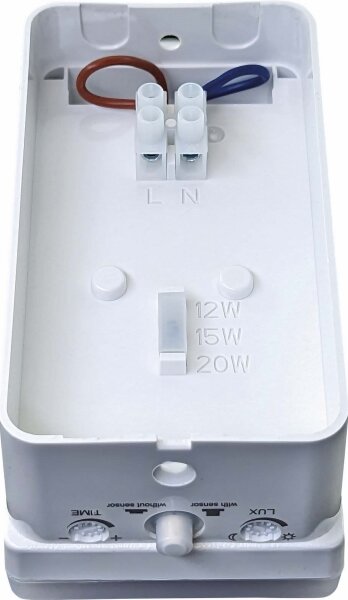 LED външна стенна лампа с датчик за движение и сумрак LED/20W/230V IP65