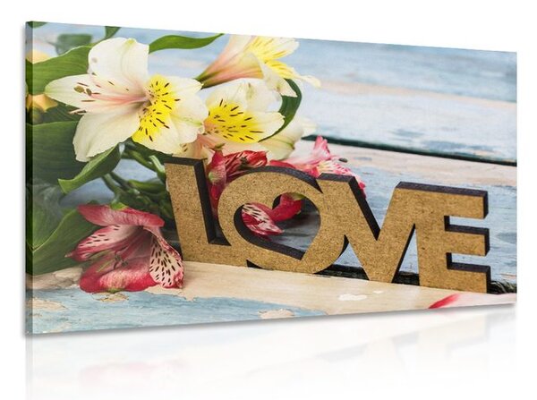 Картина на платно – С дървен надпис Love