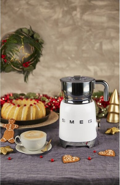 Бял електрически миксер за мляко Retro Style – SMEG