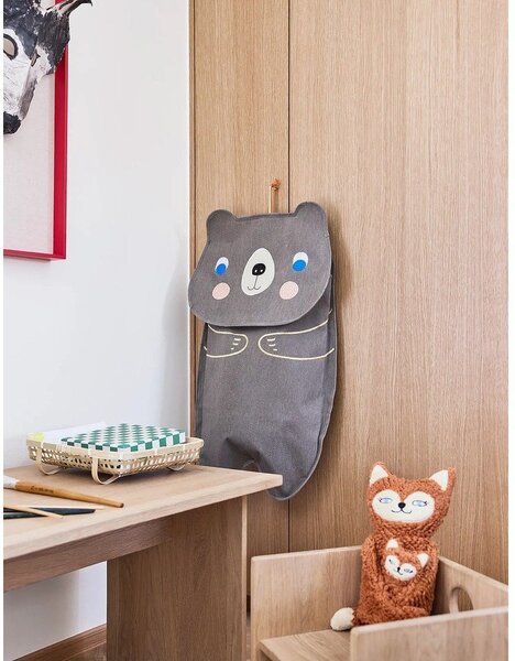 Кафяв текстилен висящ органайзер Darling Bear – OYOY Mini