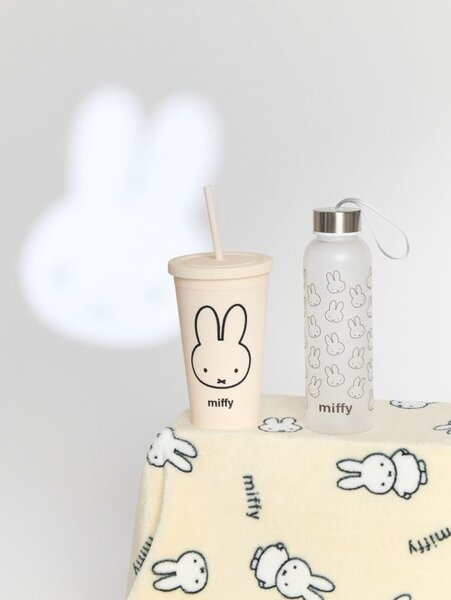 Sinsay - Чаша с капак и сламка Miffy - многоцветен