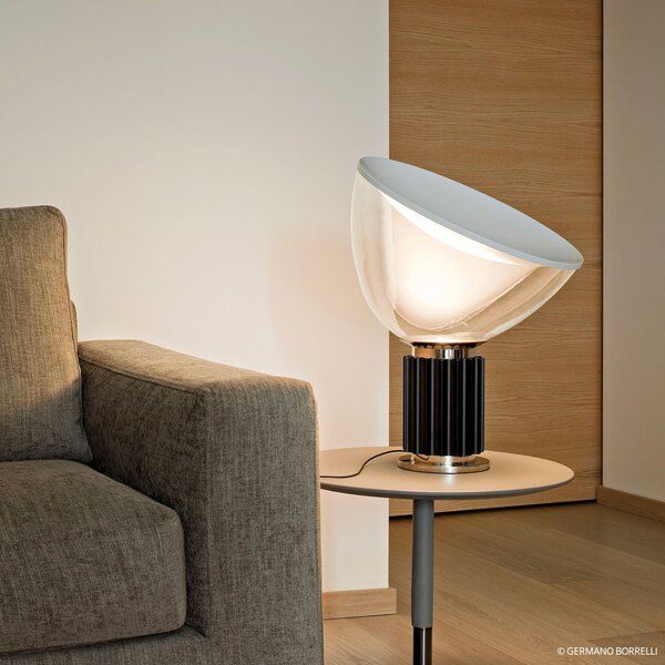 FLOS Taccia small - LED настолна лампа, черна, Затъмняване, Черен, Дневна/трапезария, Метал, Дизайн