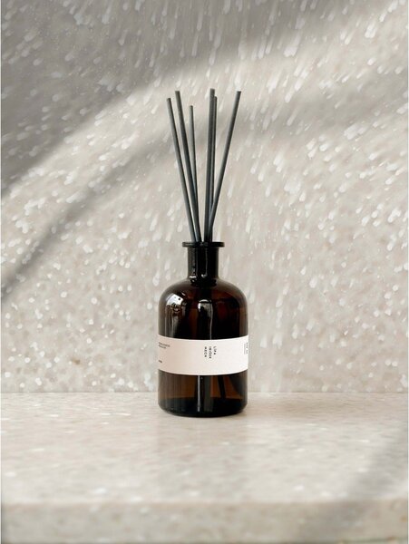 Дифузер #88 Linden, Moss, Hibiscus – Perfumed Prague