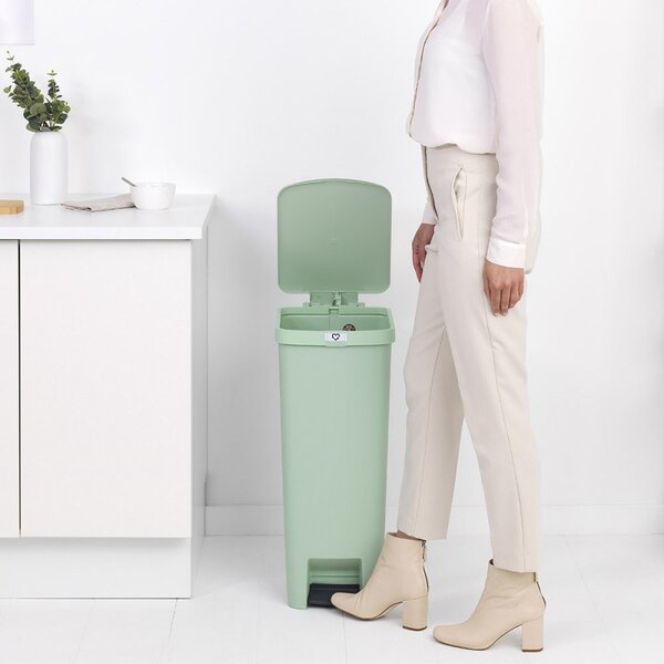 Кош за боклук с педал Brabantia StepUp 1005558, 40 л, Екологични материали, Голям отвор, Светлозелен
