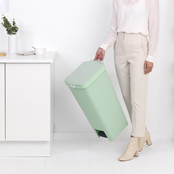Кош за боклук с педал Brabantia StepUp 1005558, 40 л, Екологични материали, Голям отвор, Светлозелен