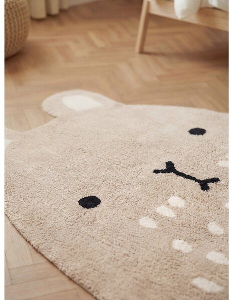 Бежов памучен детски килим подходящ за пране/ръчно изработен 120x152 cm Snuggle Pucki – Hanse Home