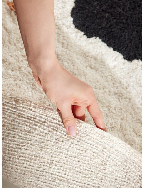 Кремав памучен детски килим подходящ за пране/ръчно изработен 120x137 cm Snuggle Nienchen – Hanse Home