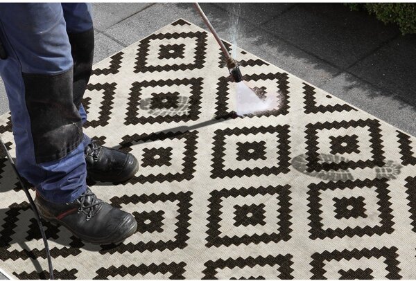 Черно-кремав килим за открито , 80 x 150 cm Malta - NORTHRUGS