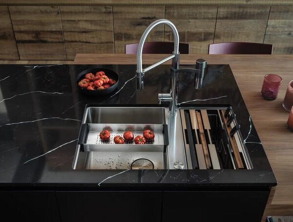 Иноксова двукоритна мивка Box Center, под плот, 820×520, реверсивна, с аксесоари